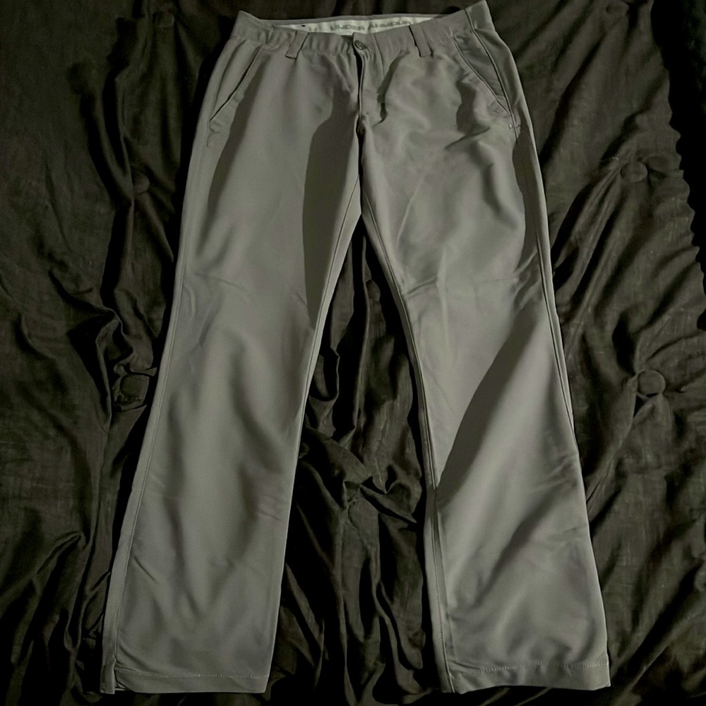 Under Armour Men’s Golf Pants in 32/32 in Gray